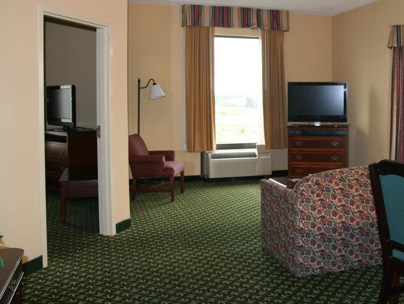 Hampton Inn Louisville Northeast Eksteriør billede