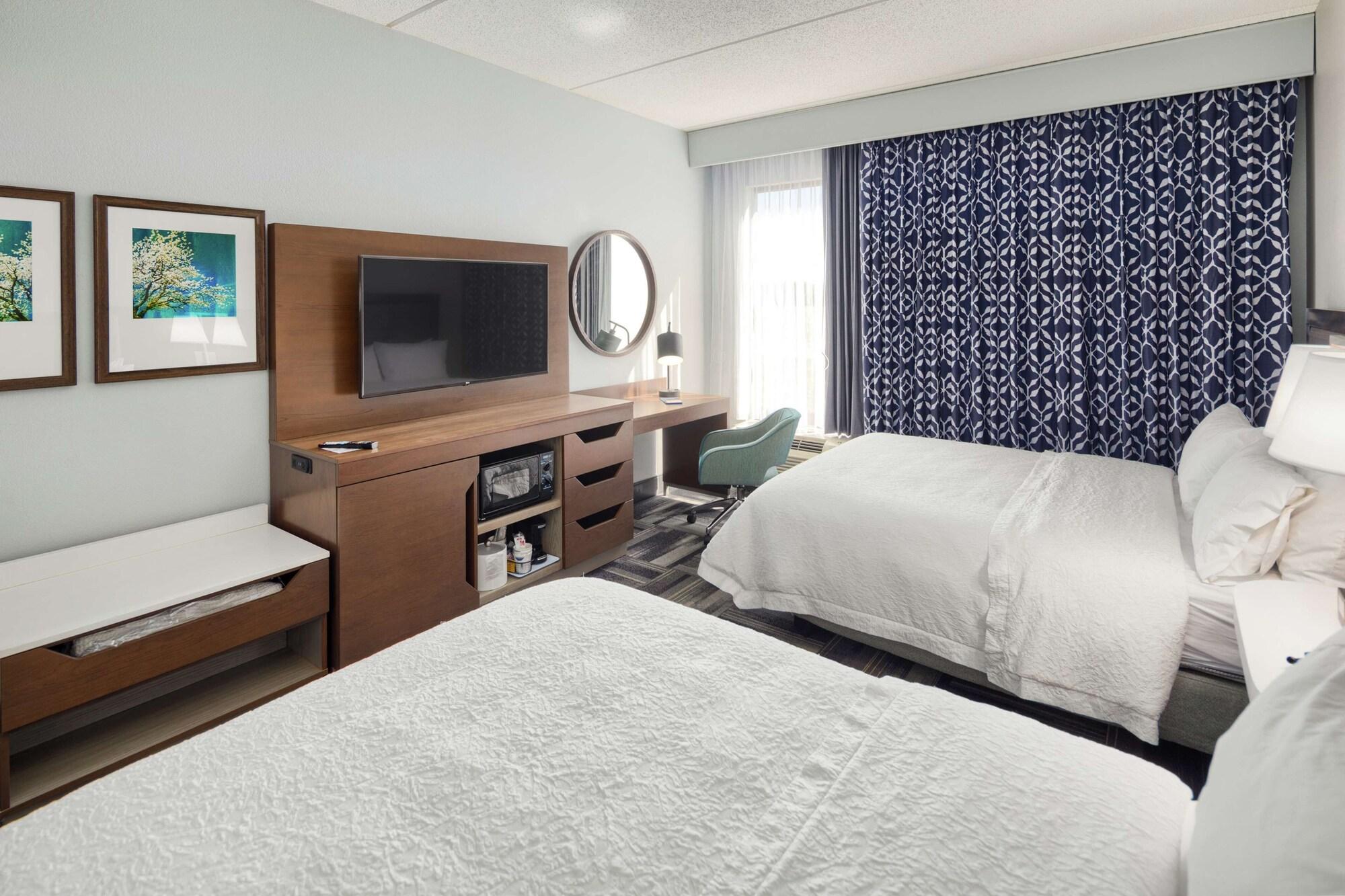 Hampton Inn Louisville Northeast Eksteriør billede