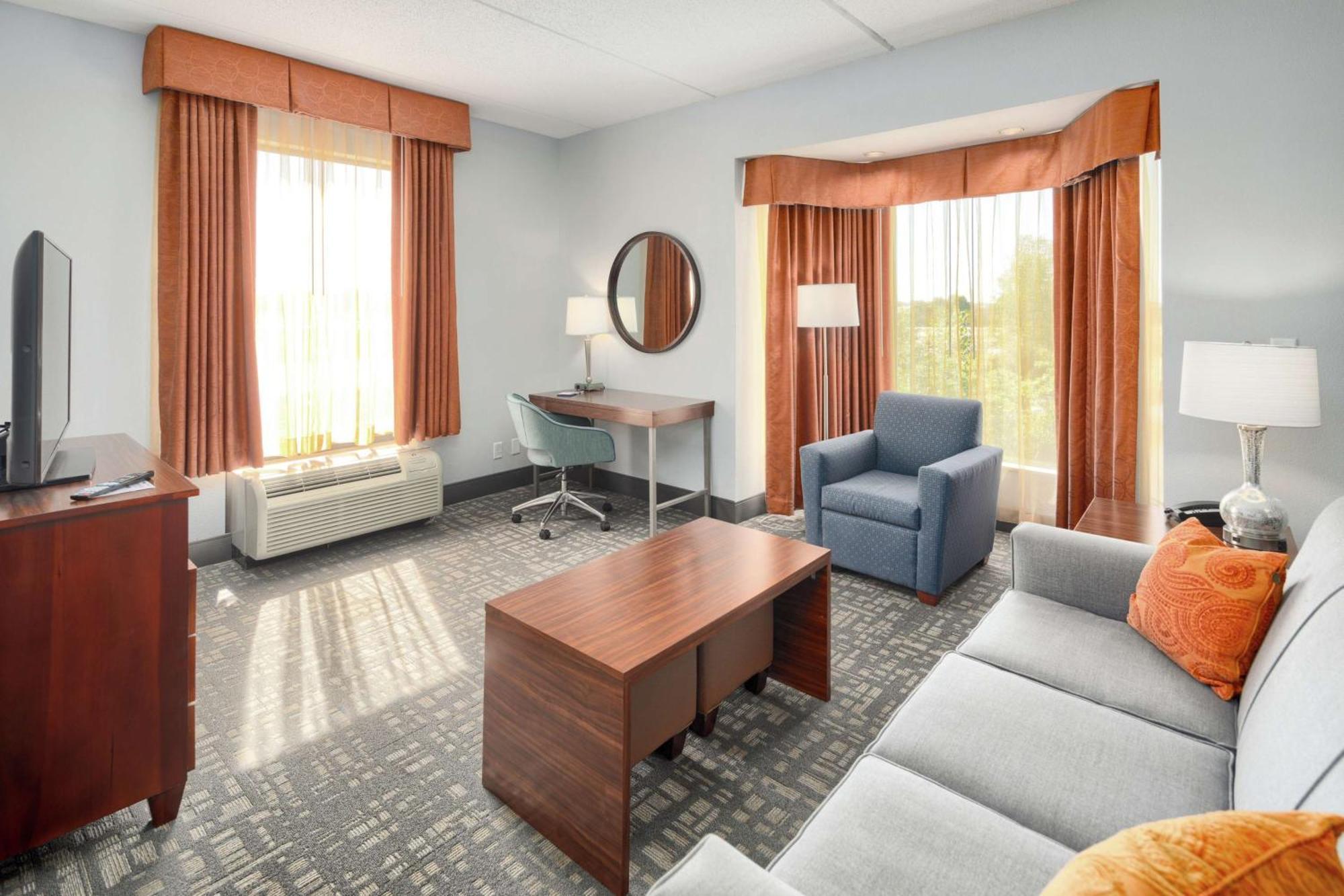Hampton Inn Louisville Northeast Eksteriør billede